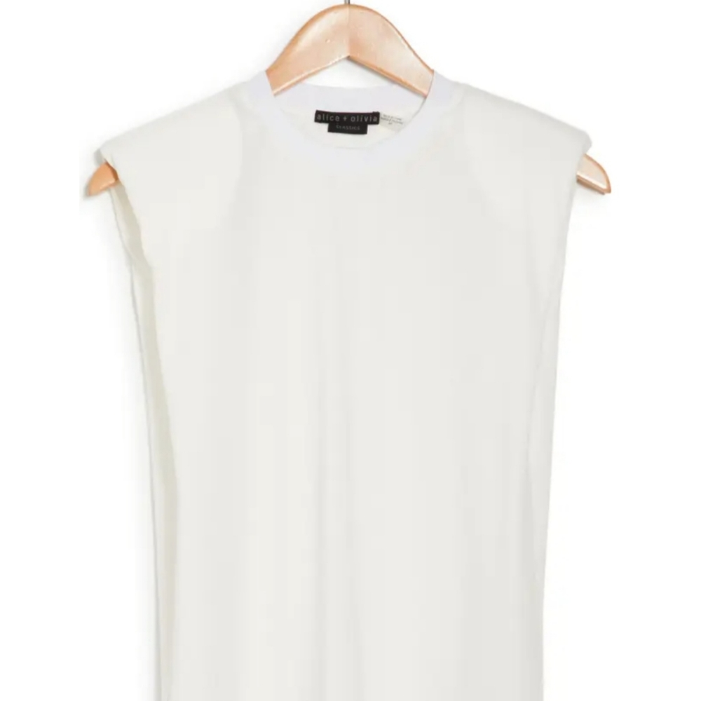 Braxton Sleeveless Muscle T-Shirt